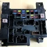 8637A465 Mitsubishi Lancer VIII Sigorta Kutusu Ünitesi ECu