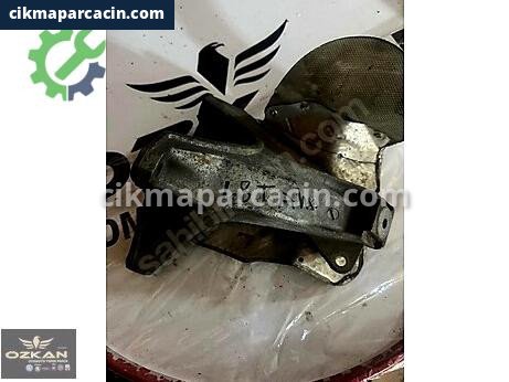 Audi A4 Şanzıman Takozu çıkma parça