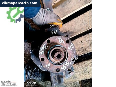 Audi A6 Sol Ön Taşıyıcı çıkma parça