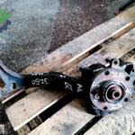AUDİ A6 SOL ÖN TAŞIYICI VE KOL 8D0407257AL