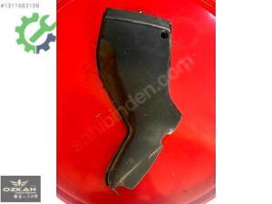 8E0129618D Audi A4 2001-2009 hava filtre borusu