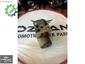 8E0614111H Audi A6 - A4 abs beyni