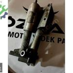 8E0807275 AUDİ A4 TAMPON DEMİRİ AYAĞI UCU