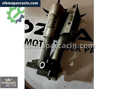 Audi A4 Tampon Demiri çıkma parça