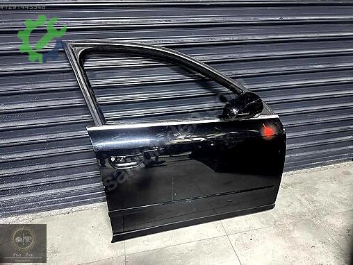 Audi A4 Sağ Ön Kapı 8E0831052J çıkma parça