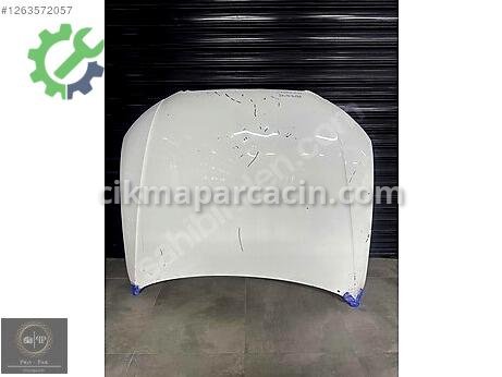 Audi A4 Kaput çıkma parça