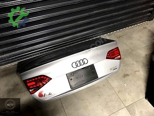Audi A4 Bagaj Kapağı 8K5827023AE çıkma parça