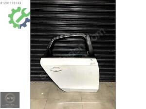 8K5833052D AUDİ A4 SAĞ ARKA KAPI BEYAZ