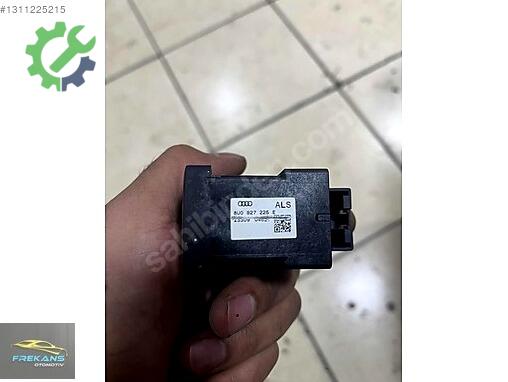 Audi Q3 El Freni Butonu çıkma parça