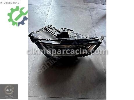 Audi A3 Sağ Ön Far çıkma parça