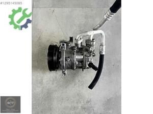 8V0 816 803L KLİMA KOMPRESÖRÜ