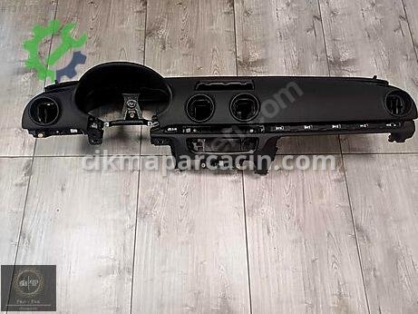 Audi A3 Torpido çıkma parça