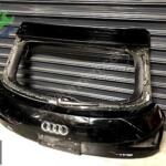 8X4827023B AUDİ A1 BAGAJ KAPAĞI SİYAH