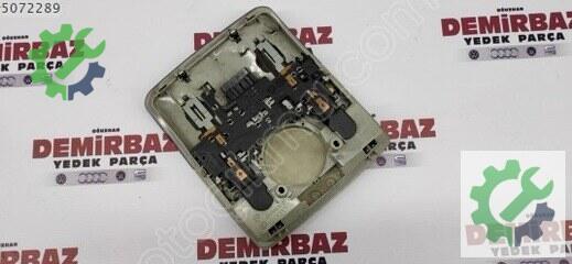 Audi A3 Tavan Lambası 8L0947111 çıkma parça