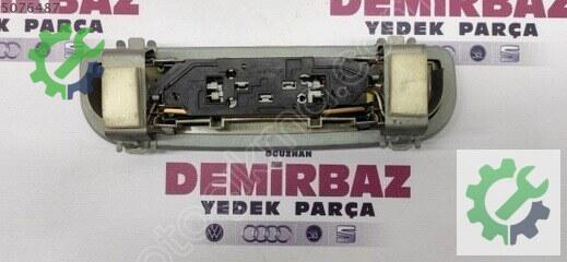 Audi A3 Arka Tavan Lambası 8L4947111 çıkma parça