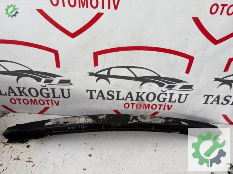 Opel Corsa Arka Tampon Demiri çıkma parça