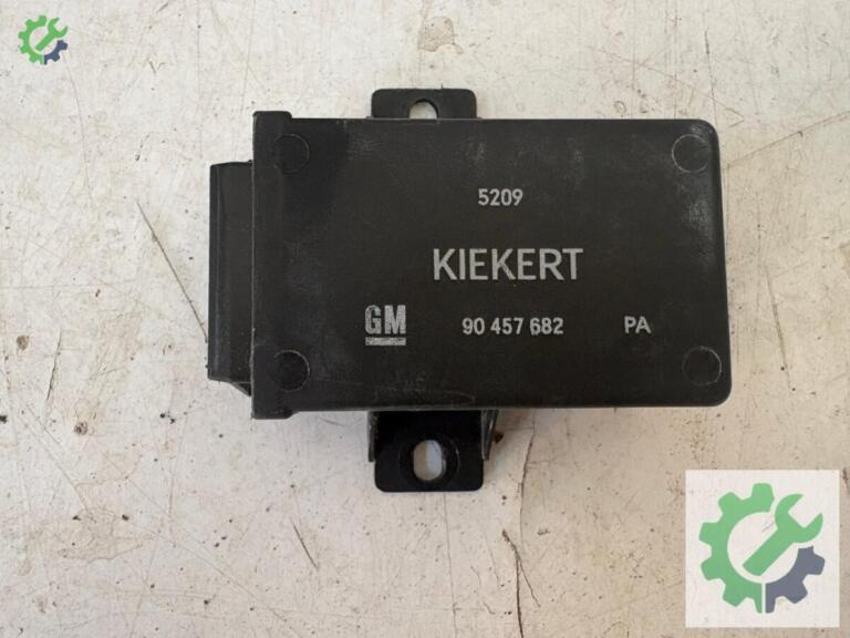 Opel Corsa Merkezi Kilit Beyni çıkma parça