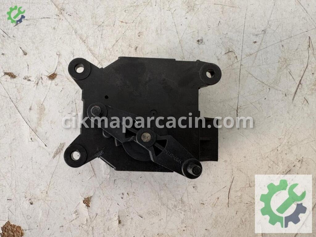 Opel Combo Kalorifer Motoru çıkma parça