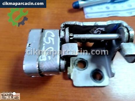 Citroen C5 Kapı Menteşesi çıkma parça