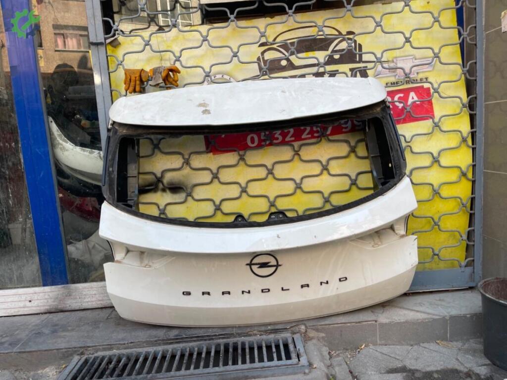 Opel Grandland Bagaj çıkma parça