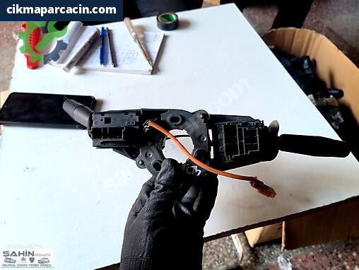 Peugeot 306 Silecek Kolu 96104981ZL çıkma parça