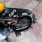 PEUGEOT 206 SAĞ İÇTEN AÇMA KAPI KOLU 9623698477
