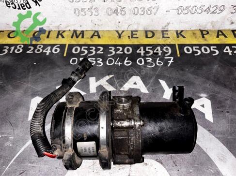 Peugeot 106 Direksiyon Pompası 9641148280 çıkma parça