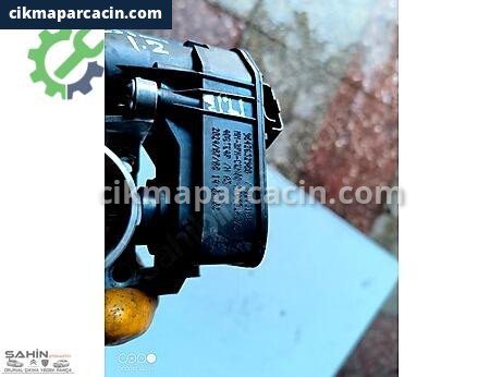 Peugeot 301 Gaz Kelebeği çıkma parça