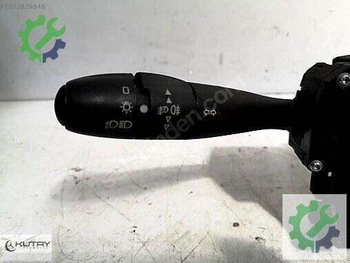 Citroen C3 Sinyal Kolu 96488227XT çıkma parça