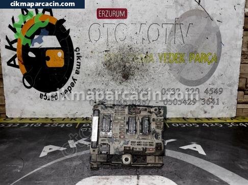 Peugeot 206 Sigorta Kutusu çıkma parça