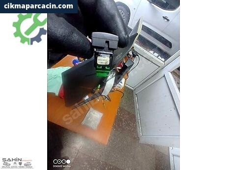 Peugeot Partner Kontrol Düğmeleri çıkma parça