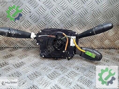 Peugeot 207 Sinyal Kolu 96630719XT çıkma parça