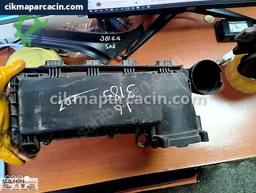 Peugeot 207 Hava Filtresi Kutusu 9663365980 çıkma parça