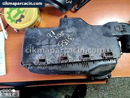 Peugeot 207 Hava Filtresi Kutusu 9663365980 çıkma parça