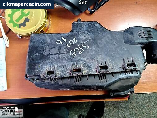 Peugeot 207 Hava Filtresi Kutusu 9663365980 çıkma parça