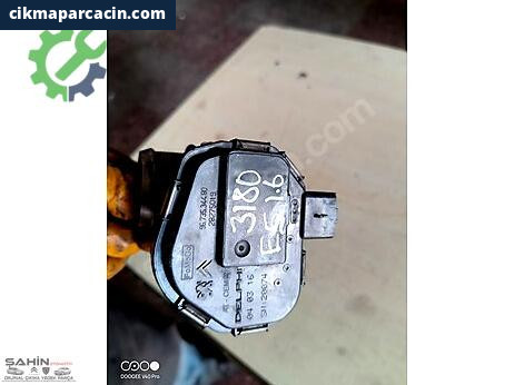 Peugeot 301 Gaz Kelebeği çıkma parça