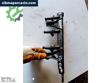 Peugeot 301 Enjektör Kütüğü çıkma parça