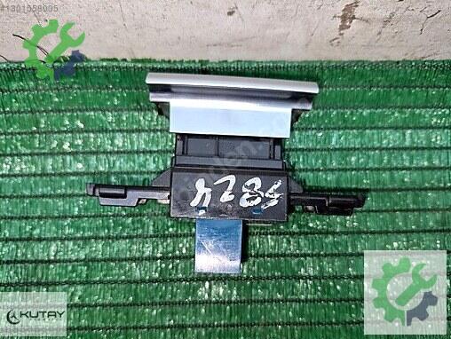 Citroen C4 Picasso Kontrol Düğmeleri 03214250100 çıkma parça
