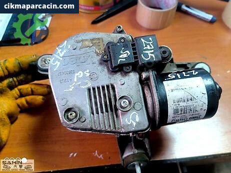Citroen C5 Ön Cam Motoru çıkma parça
