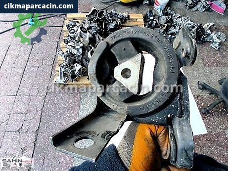 Ford Mondeo Motor Takozu çıkma parça