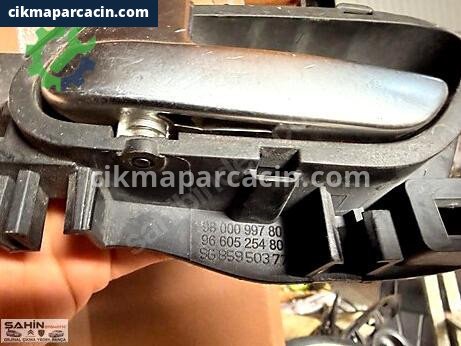 Peugeot 301 Kapı Kolu çıkma parça