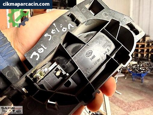 Peugeot 301 Kapı Kolu 9800099780 çıkma parça