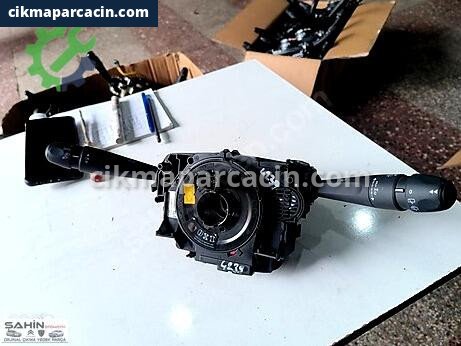 Citroen C3 Sinyal Kolu çıkma parça