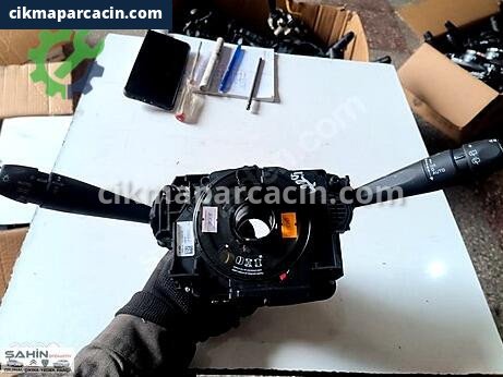 Peugeot 3008 Sinyal Kolu çıkma parça