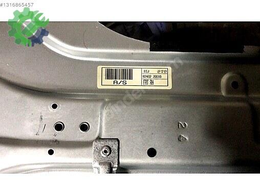 Hyundai Elantra Sağ Ön Cam Krikosu 82402-2D010 çıkma parça