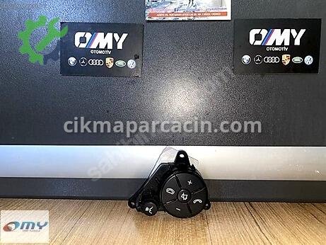 Mercedes-Benz C Direksiyon Düğmesi çıkma parça