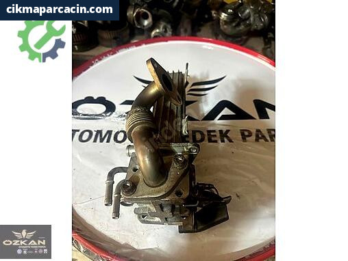 Volkswagen Passat EGR Soğutucu 038131513AD çıkma parça