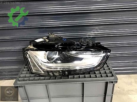 Audi A4 Sağ Ön Far çıkma parça