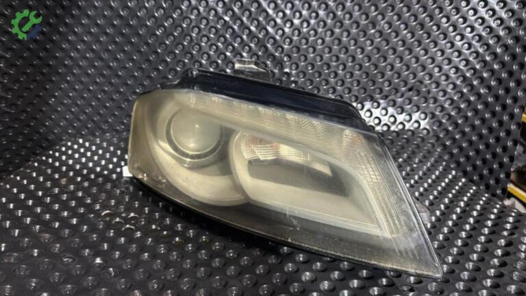 Audi A3 Far çıkma parça