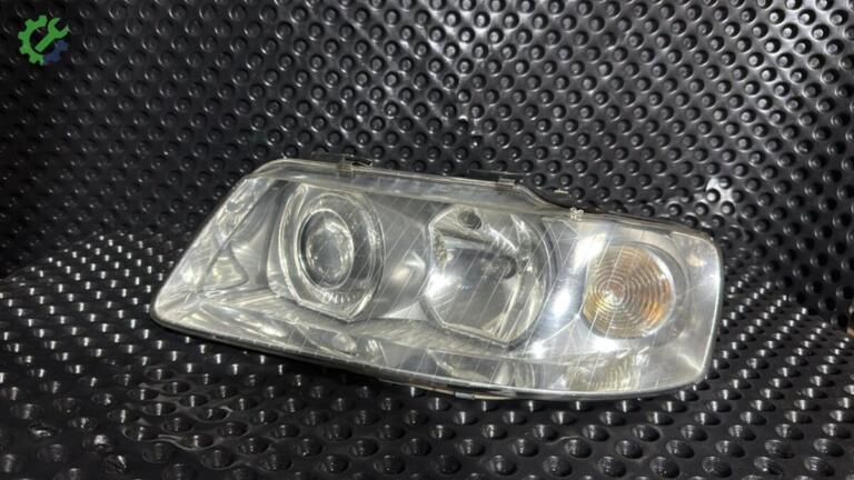 Audi A3 Far çıkma parça